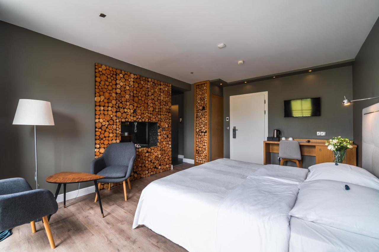 Carynska Resort & Spa Lutowiska Extérieur photo