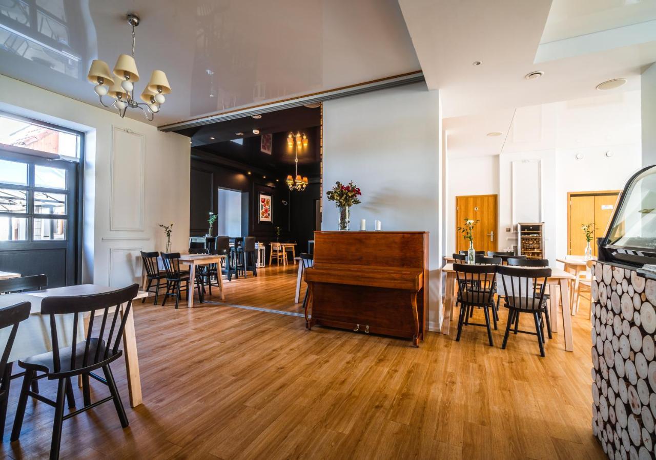 Carynska Resort & Spa Lutowiska Extérieur photo