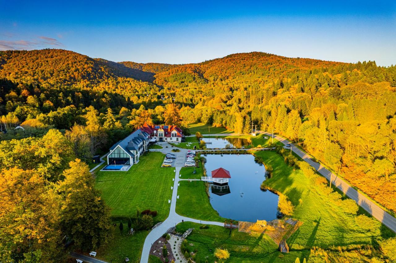 Carynska Resort & Spa Lutowiska Extérieur photo