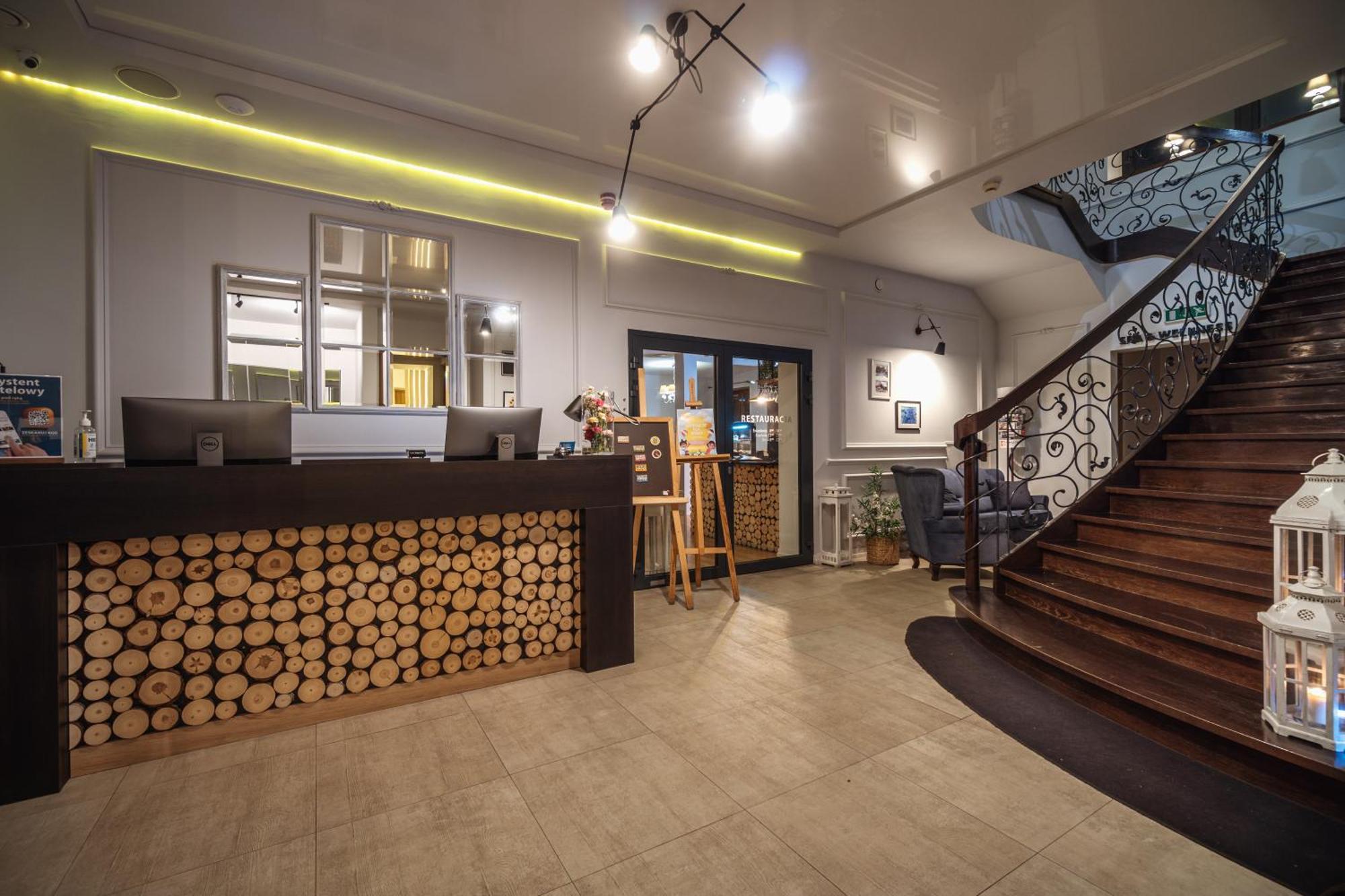 Carynska Resort & Spa Lutowiska Extérieur photo