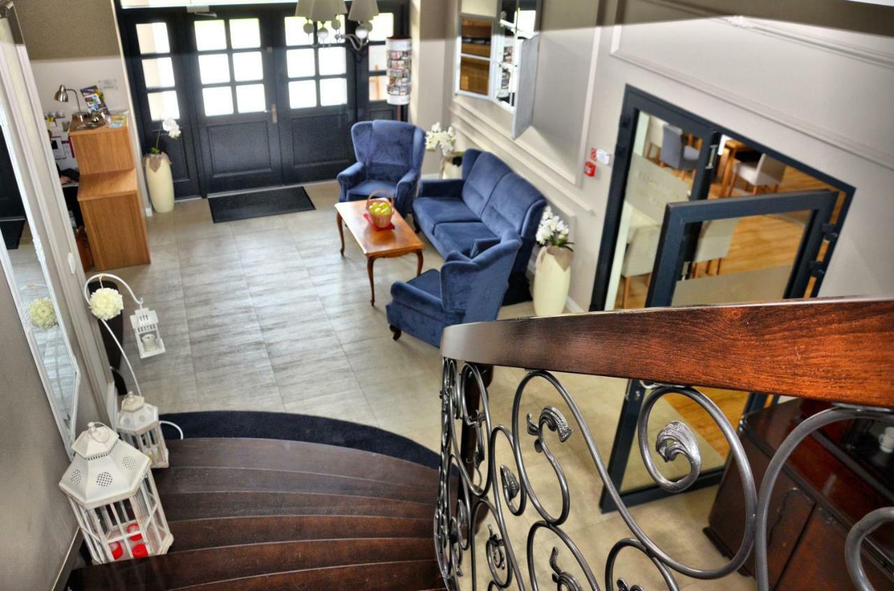Carynska Resort & Spa Lutowiska Extérieur photo